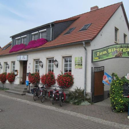 Gasthaus Und Pension Zum Biber Steckby 外观 照片